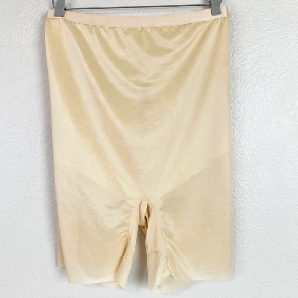 Skims High Waist Mid Thigh Short Size 2X - Picture 2 of 5